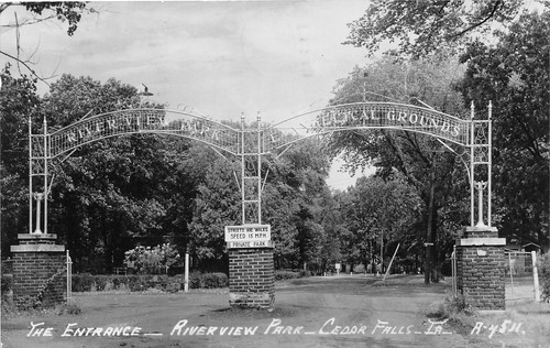 F49 cedar falls - iowa, rppc