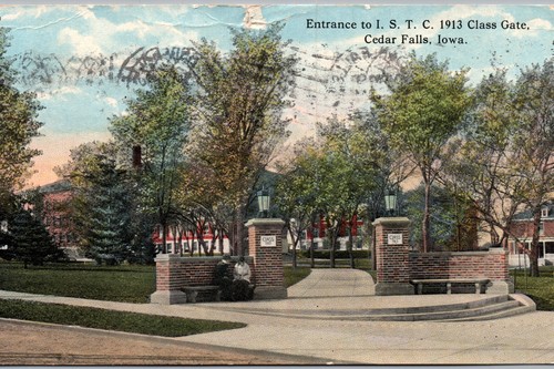 Cedar falls iowa entrance to - iowa,
